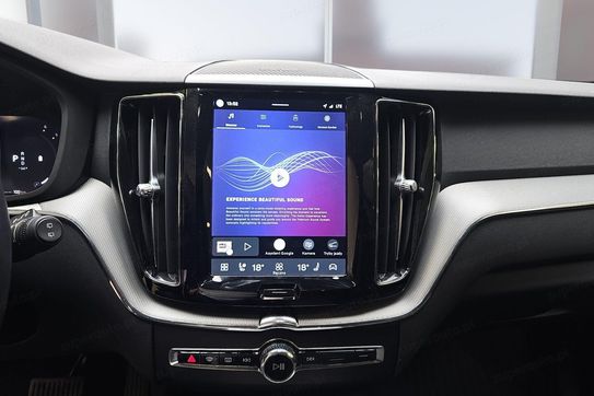 Volvo XC60 B4 D Plus Dark