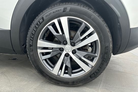 Peugeot 3008 Allure 1.6 Hybrid e-EAT8