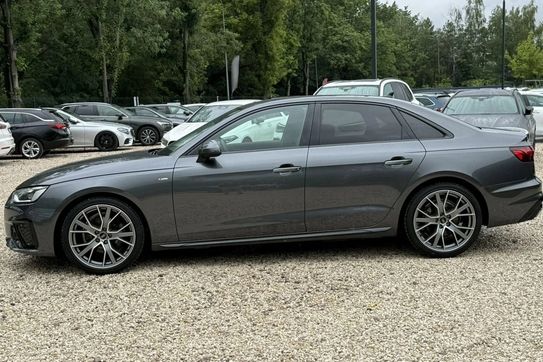 Audi A4 35 TFSI mHEV S Line S tronic