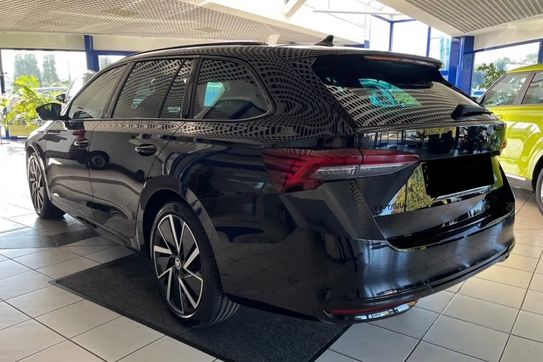 Skoda Octavia Sportline 1.5 TSI mHEV DSG