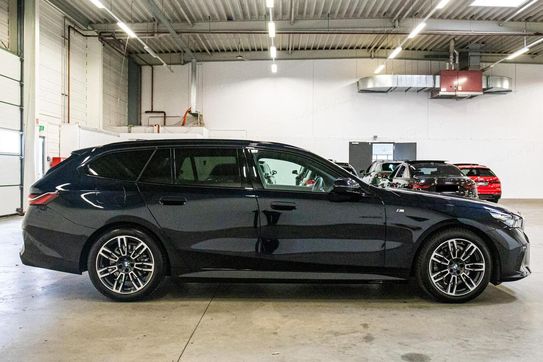 BMW Seria 5 Touring 520i M Sport