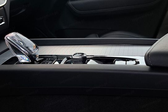 Volvo XC60 B5 B AWD Ultra Black Edition