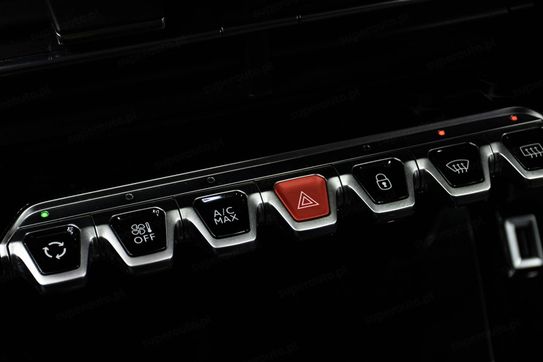 Peugeot 2008 1.2 PureTech Allure S&S EAT8