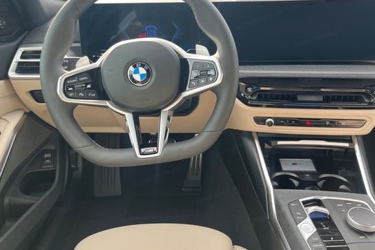 BMW Seria 3 330i xDrive M Sport