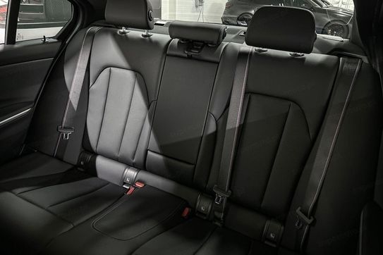 BMW Seria 3 320i M Sport