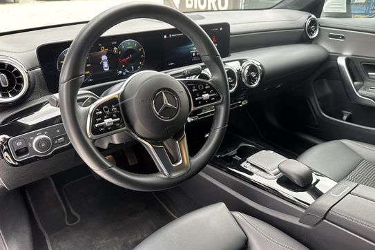 Mercedes CLA 200