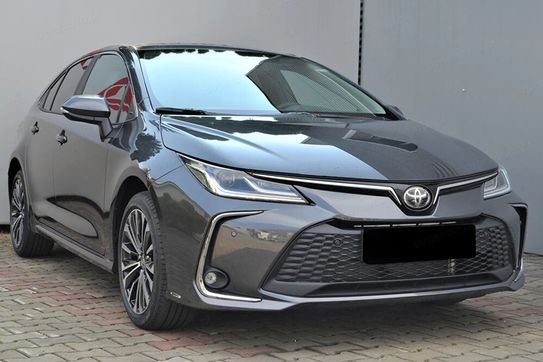 Toyota Corolla Style 1.5 Benzyna CVT