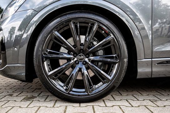 Audi Q8 TFSI e quattro