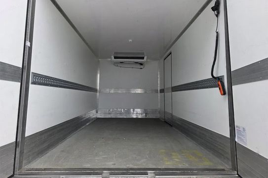 Iveco Daily 50C18 Kontener Mroźnia 8EP do -20° + Winda