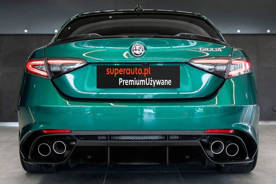 Alfa Romeo Giulia Bi Turbo V6 Quadrifoglio