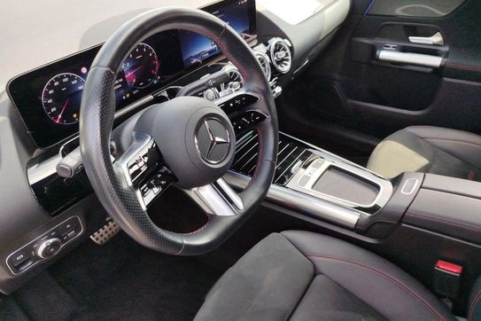 Mercedes GLA 200 AMG Line