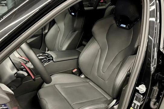 BMW Seria 5 M5