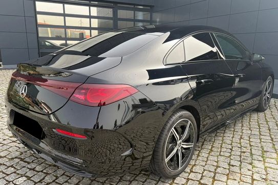 Mercedes CLA 200  4-Matic AMG Line