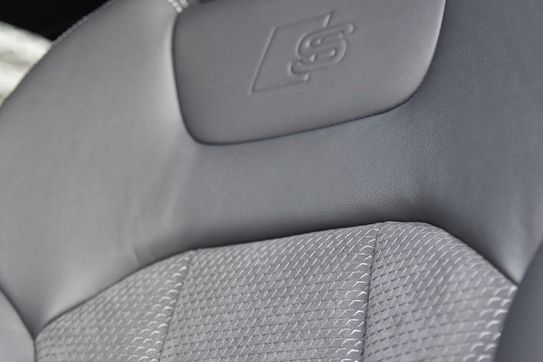 Audi Q7 60 TFSI e quattro S Line