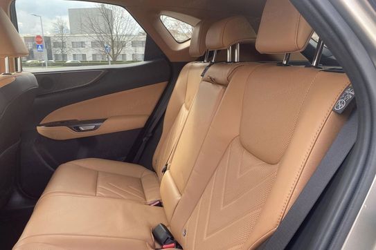 Lexus NX 350h Omotenashi AWD