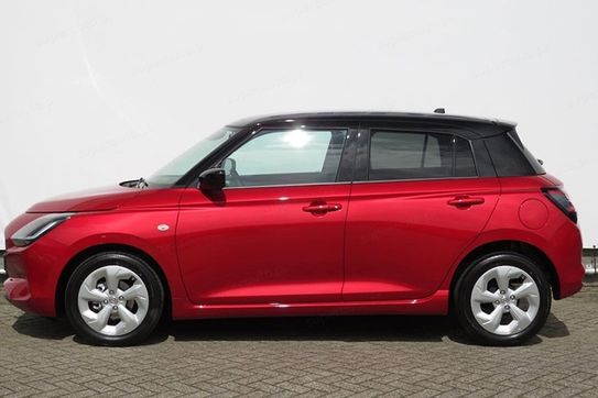 Suzuki Swift Premium Plus 1.2 Dualjet SHVS