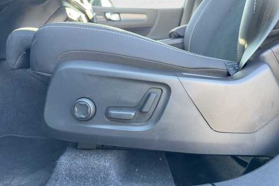 Volvo XC40 B3 Plus Dark aut