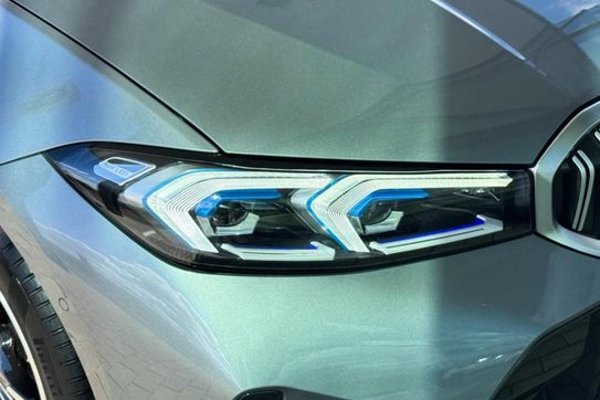 BMW Seria 3 320i xDrive M Sport
