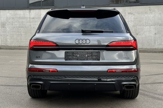 Audi Q7 TDI quattro S Line
