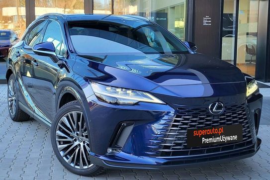 Lexus RX 450h+ Omotenashi