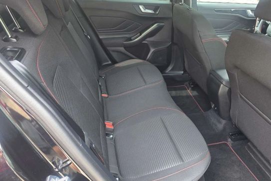 Ford Focus 1.0 EcoBoost mHEV ST-Line X aut