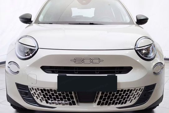 Fiat 600 Pop 1.2 Turbo Hybrid eDCT