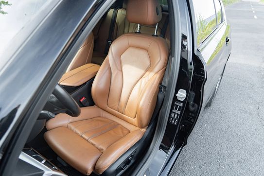 BMW Seria 5 520d xDrive M Sport sport-aut