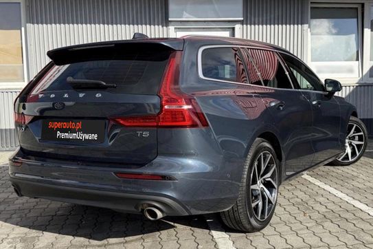 Volvo V60 T5