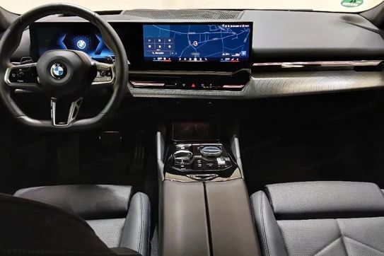 BMW Seria 5 Touring 520d xDrive M Sport