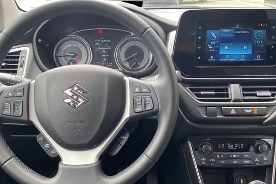 Suzuki S-Cross 1.4 SHVS Premium 4WD