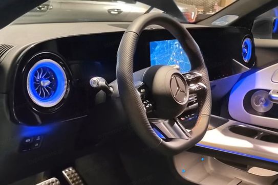 Mercedes CLA 200 AMG Line