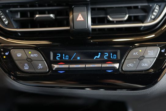 Toyota C-HR 1.8 Hybrid Style