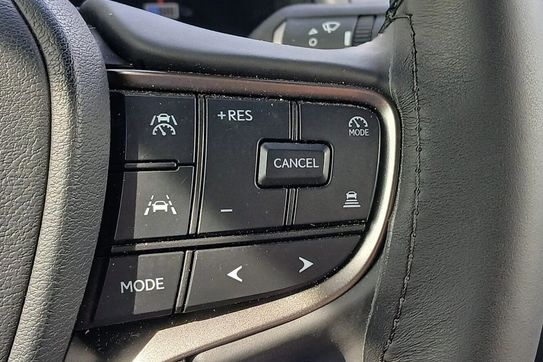 Lexus UX 300h F Sport Design