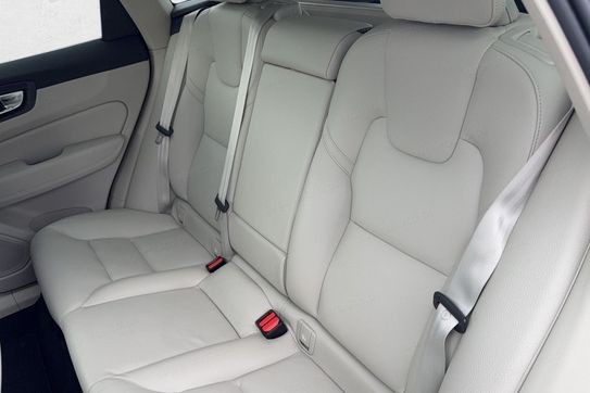 Volvo XC60 T6 Plug-In Hybrid AWD Plus Bright aut
