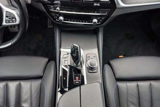 BMW Seria 5 520d xDrive M Sport