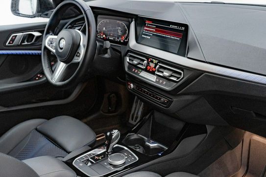 BMW Seria 1 118i M Sport