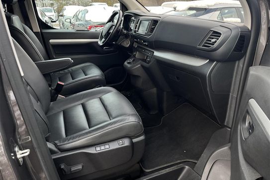 Toyota Proace Verso Long L2H1 VIP AT