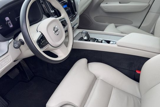 Volvo XC60 T6 Plug-In Hybrid AWD Plus Bright aut