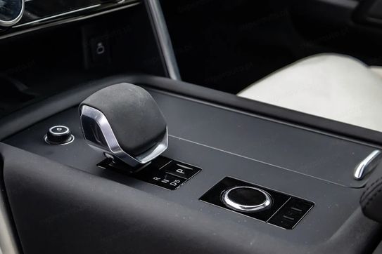 Land Rover Discovery D250 SE