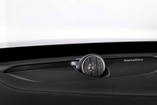 Volvo XC90 T8 AWD Plug-In Hybrid Ultra Dark