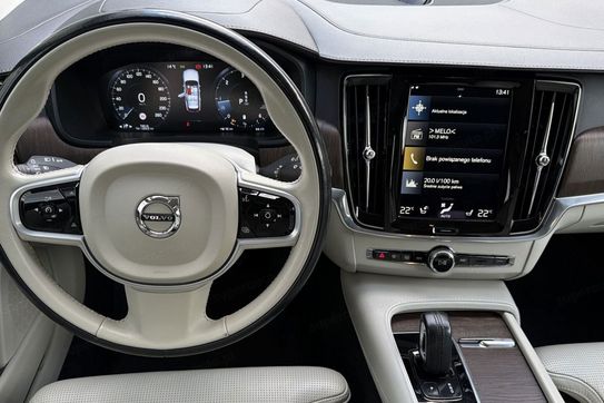 Volvo V90 Cross Country B5 D AWD Pro