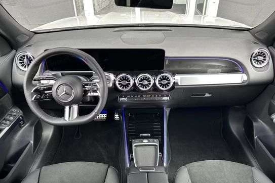Mercedes GLB 200 AMG Line