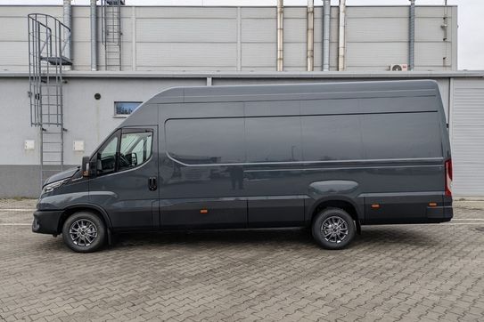 Iveco Daily 35S18 V Hi-Matic 18m3