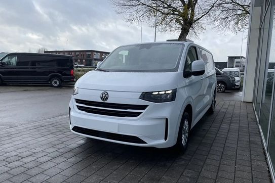 Volkswagen Transporter L2H1 AT8