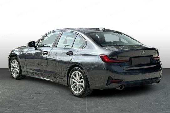 BMW Seria 3 318i