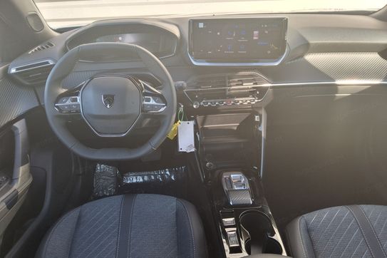 Peugeot 2008 ALLURE 1.2 mHEV e-DCS6