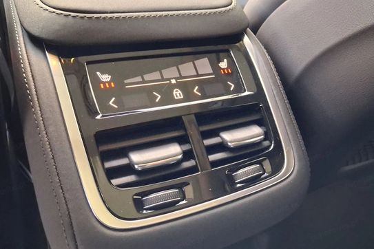 Volvo XC90 T8 AWD Plug-In Hybrid Plus Bright 7os