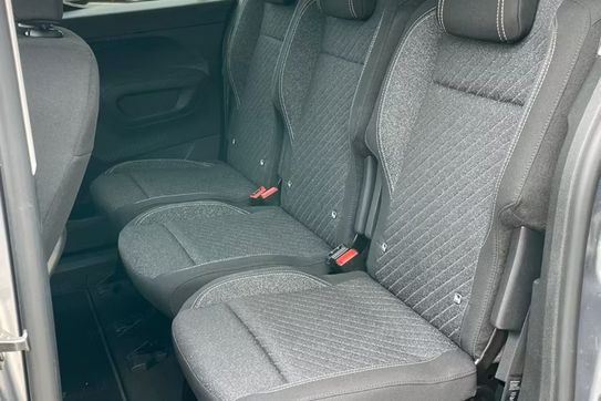 Peugeot Rifter L2H1 Allure EAT8