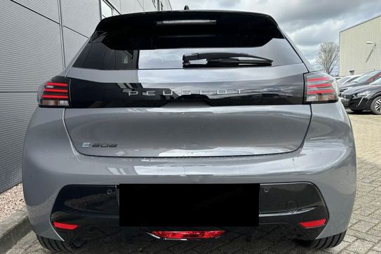 Peugeot 208 e-208 Allure