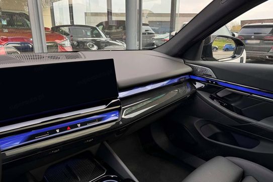 BMW Seria 5 530e xDrive M Sport